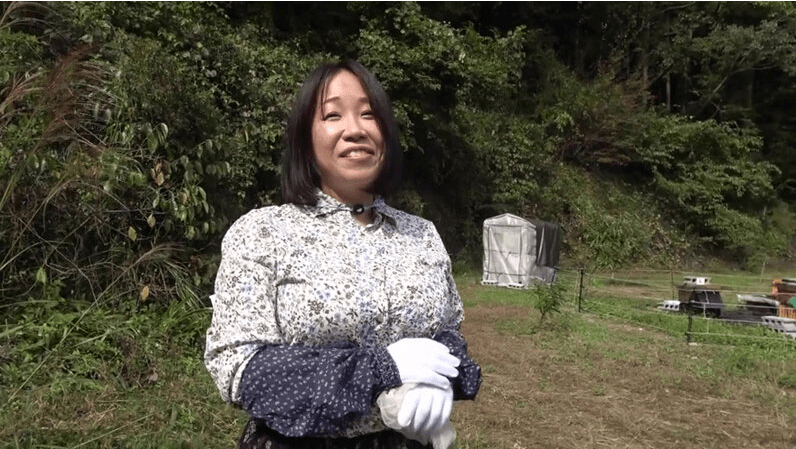 【AVレビュー】桃乃美香／埼玉・深谷で養蜂場を営むお母さん